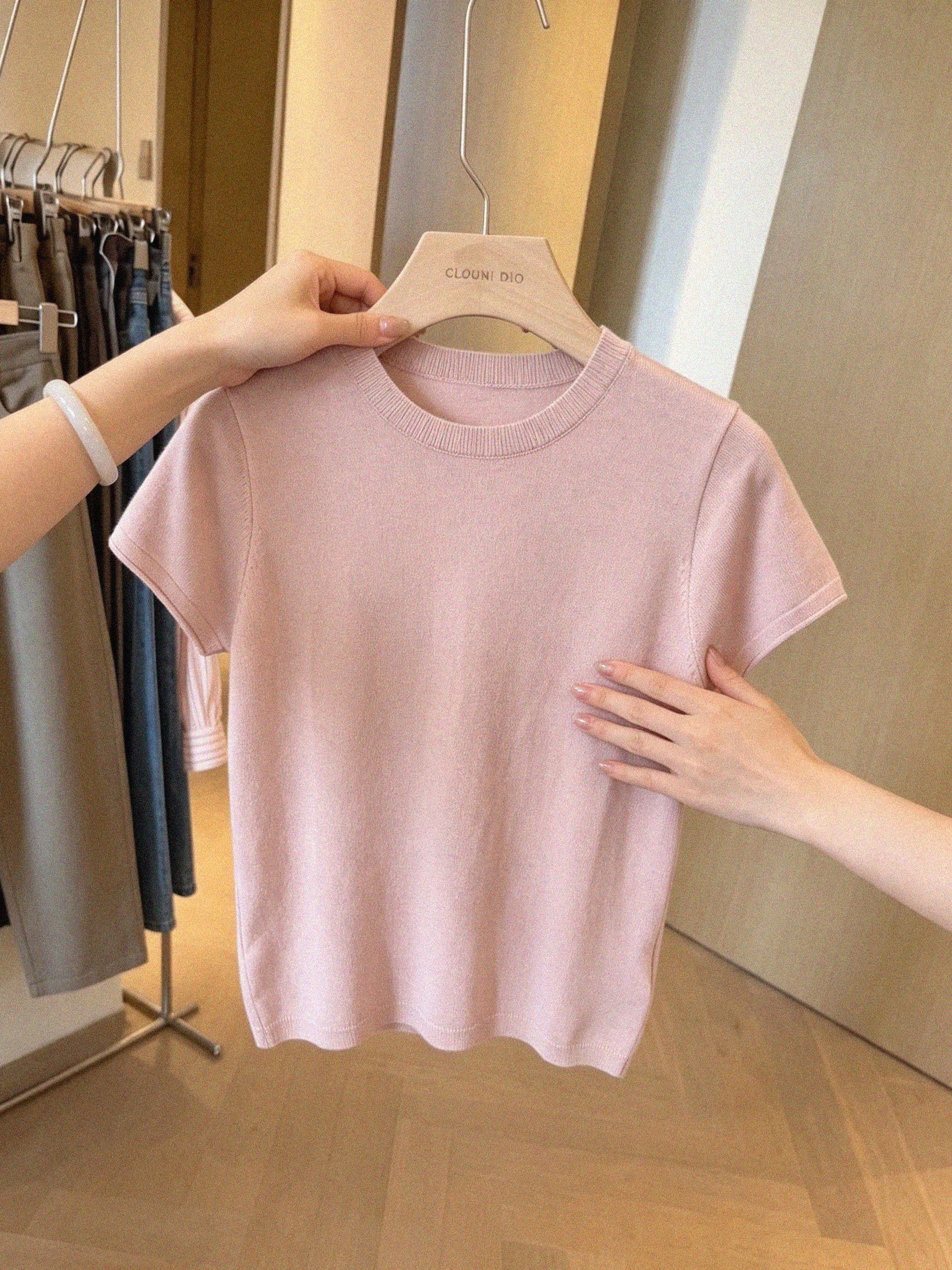 Pink Ice Silk Knit Short Sleeve T-Shirt for Women Summer Slim Fit - Image 4